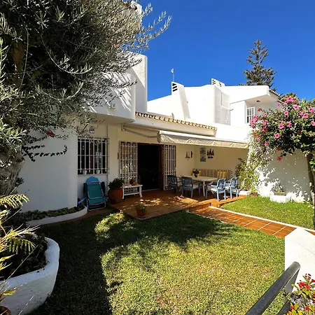 La Caleta & Golf House Holiday home *
