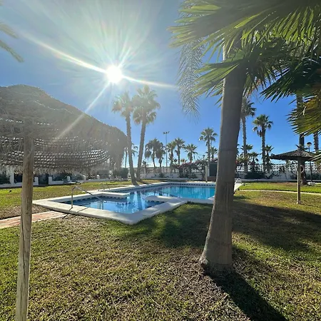 La Caleta & Golf House *